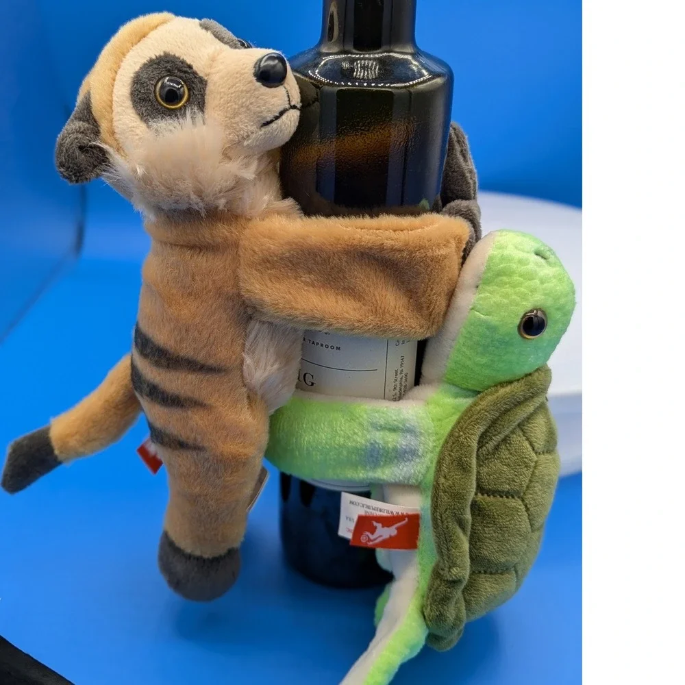 Wild Republic Huggers Meerkat and Sea Turtle Snap Bracelet Plush Set of 2